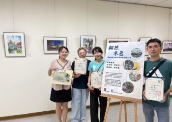 捕捉生活中的美好時光！中市龍井地所「翩然水色」透明水彩聯展登場