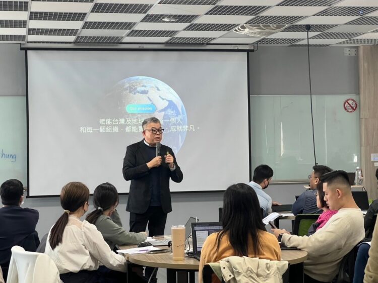 廣獲好評！中市首創「企業ai應用學院」-助力隱形冠軍企業邁向智慧轉型新未來
