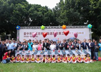 忠明南路斥資1.54億改善完工-盧市長揭三大重點提升通行安全