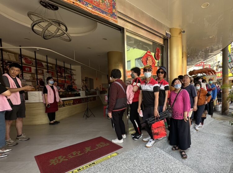 印度夫妻也瘋物調券！23大商圈今首發逾3萬張40分鐘內完售-動線便捷、流程迅速