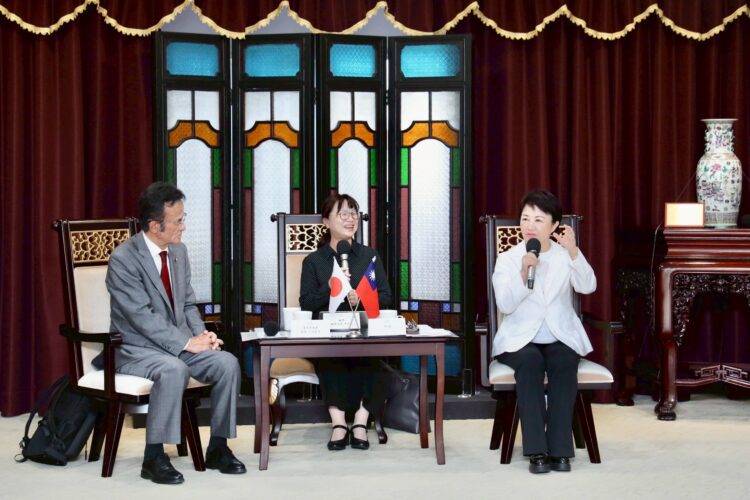 日本廣島縣廣島市議員八條範彥一行拜會中市府-盧市長盼深化台日交流