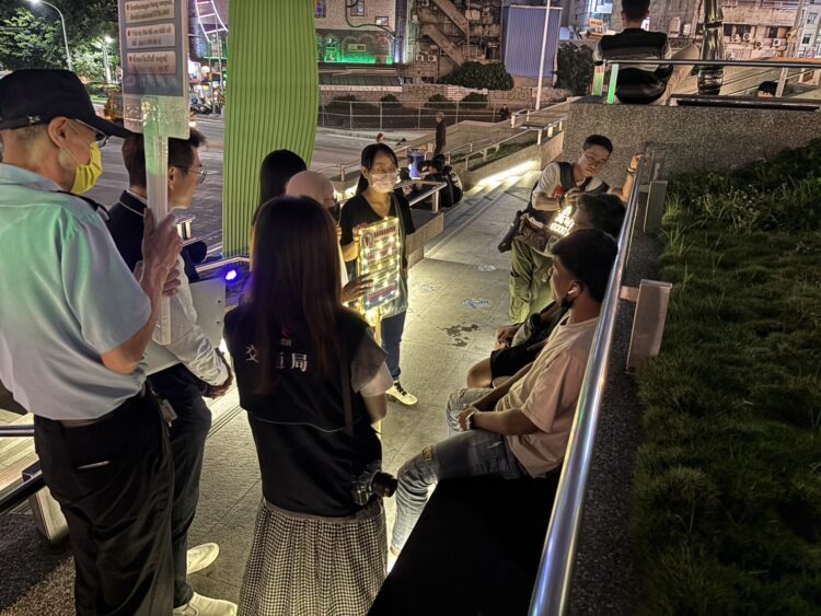 台中車站環境再升級！-交通局強化清掃、舉牌等四大策略打造友善車站
