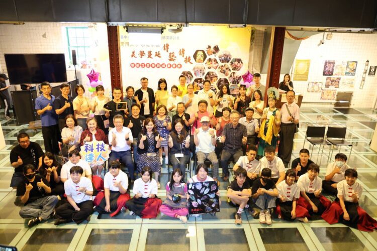 中市傳統藝術與steam教育成果展登場-12所「傳藝領航之星」學校秀起來
