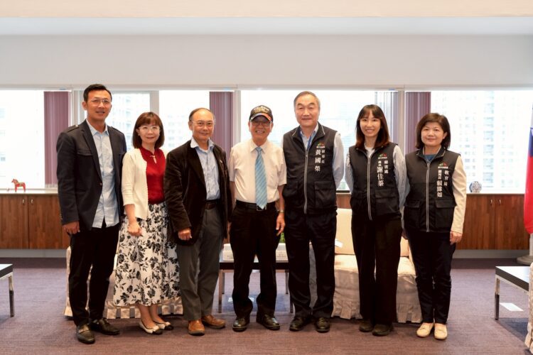 美國聖地牙哥台中市姊妹市委員會拜會中市府-黃副市長感謝長期協助