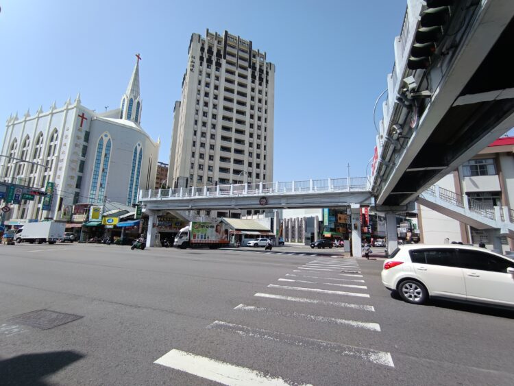 北屯中清路天橋功成身退！-中市府5/29啟動路口優化-提升行人安全