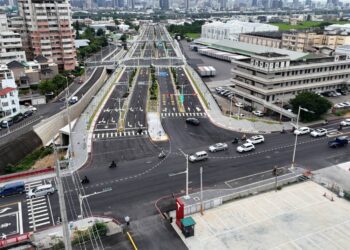 「市政路延伸」受矚通車上班首日湧車潮-中市多面向優化已恢復順暢