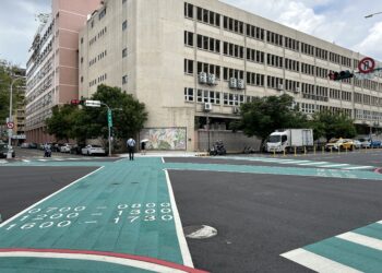 台中648處「小綠人」上路-保障行人優先通行