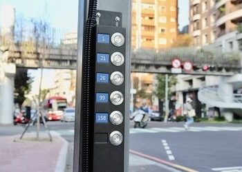 台中公車專屬友善標誌-笑臉鈴鐺向800萬人送出微笑