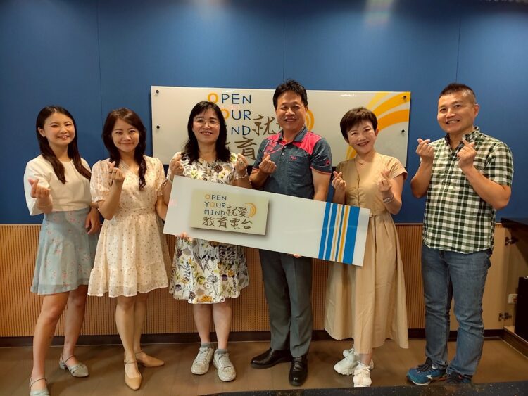 中市閱讀獲獎數四連霸-磐石獎學校空中分享推動心路歷程