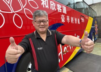 職人精神！台中公車駕駛下午5時睡、凌晨3時起-為你準時發首班車