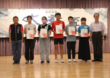 中市大墩盃學生書法精彩佳作首度擴大展出-邀民眾順遊西區文字秘境