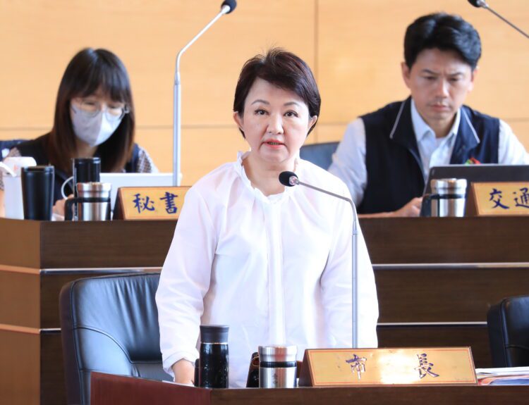 籲中央勿「順我者昌、逆我者亡」-盧市長重申：爭取乾淨空氣不退讓、做到最後一刻