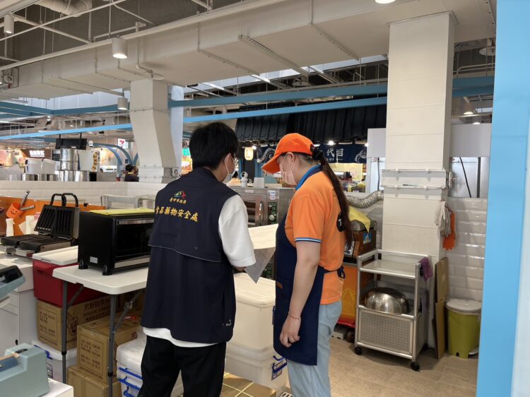 強化暑期食安-中市食安處加強國道休息站及夜市稽查-611家全數合格