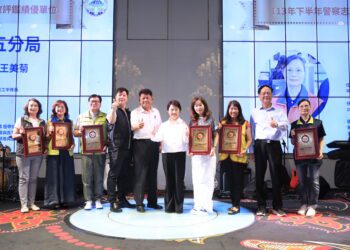 台中警察績優志工表揚暨大隊長交接典禮-盧市長：感謝城市英雄守護台中