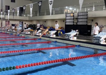 中市議長盃水上救生及蹼泳錦標賽-400人齊聚北區國運角逐水上運動金盃