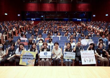 中市府辦理「暑期工讀教育訓練」-盧市長勉工讀生兩點心法：用心學習、將心比心