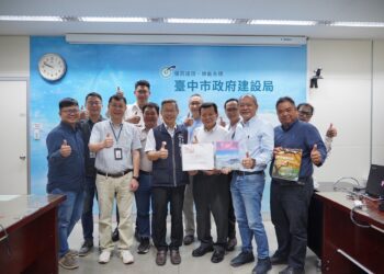 攜手產業界打造綠意城市！-中市建設局與台中市種苗公會交流植栽新技術