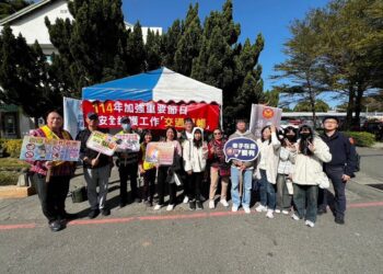 因應溪湖糖廠春節假期遊客　溪湖分局設置「機動派出所」及為民服務站