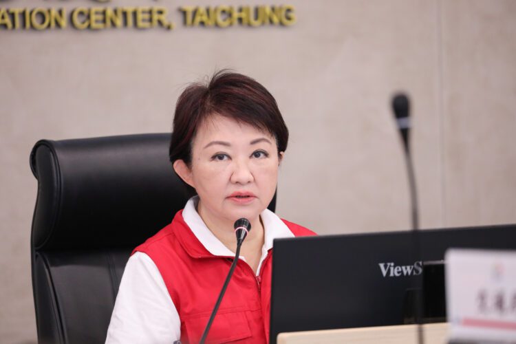 輕颱丹娜絲轉弱-盧市長坐鎮應變中心-指示全力協助家戶善後