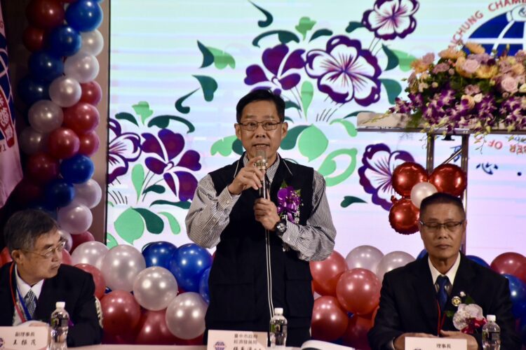 台中市大台中商業會第28屆會員代表大會-經發局長：感謝為台中經濟付出