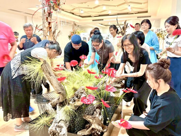 台日藝術跨海共創！草月流漂流木藝術展7/6揭幕　媽祖園區免費入場參觀