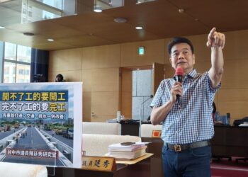▲台中市無黨籍議員陳廷秀持續聚焦海線及港區發展議題，針對社會安全網、台中港新市鎮設校、跨區重劃、交通建設、治水工程、殯葬設施，以及台中機場擴建等多項地方關切議題提出質詢。(圖／台中市議員陳廷秀研究室提供)
