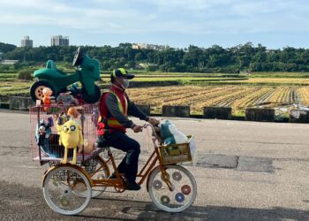 三輪車響起「有酒矸通賣無」！-中市外埔區隊復古風潮推環保
