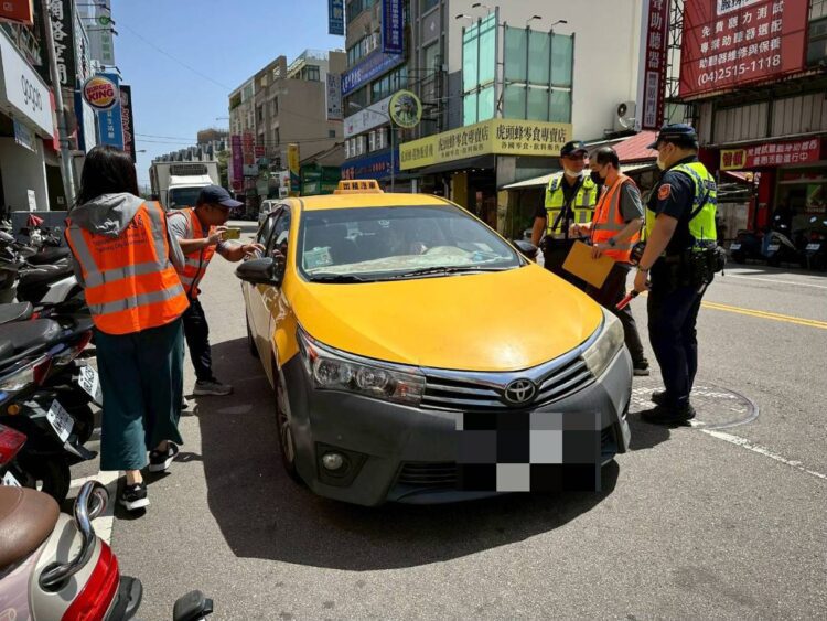 暑假旅遊旺季上路-中市交通局強化稽查計程車保障乘客權益