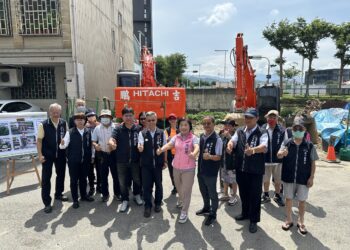 北屯潭子交通路網年底縫合!-建設局長視察敦富八、九街開闢工程