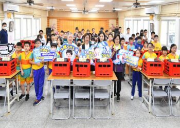 彰縣自籌8,000萬推動「生生有鮮乳」政策 縣長視察成果