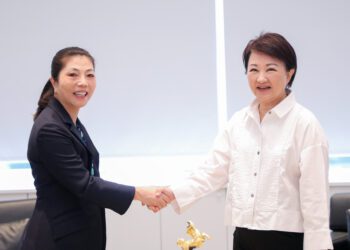 盧市長接待亞洲台灣商會聯合總會　力推「三合一綠色通道」打造台商回流首選城市