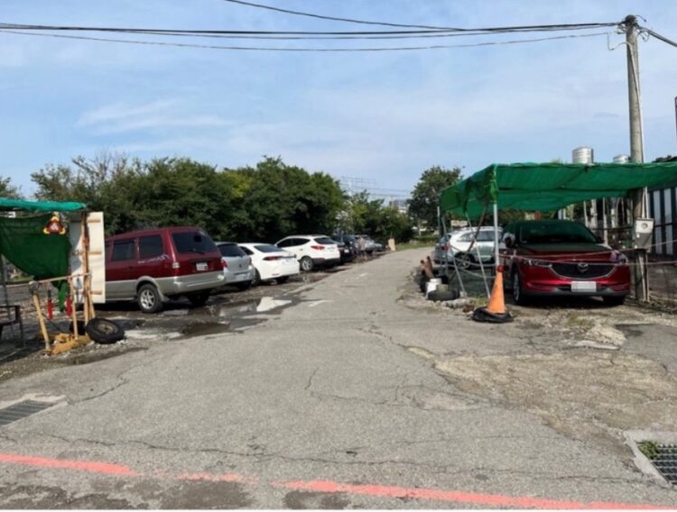 農業區土地遭違規設置停車場-中市都發局查明後依規裁罰、勒令停止使用