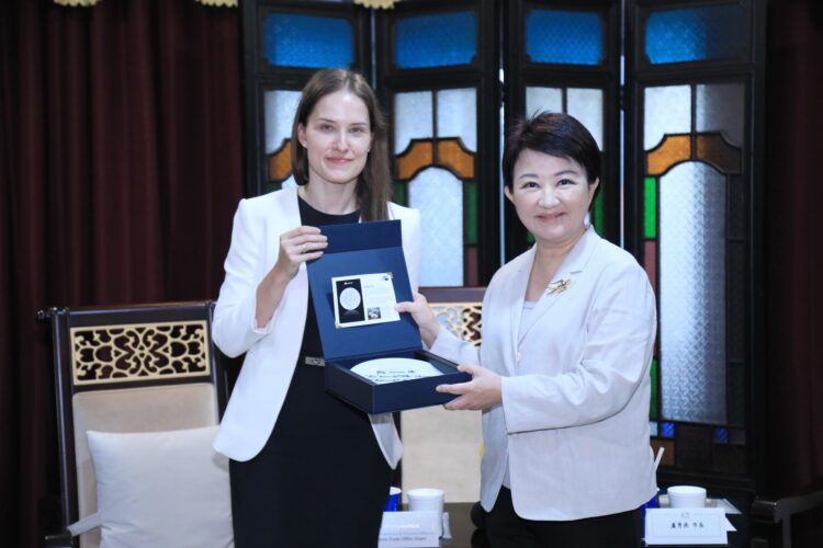 德國經濟辦事處蘭依樺首席代表暨處長率德國企業團拜會-盧市長盼深化台德經貿合作
