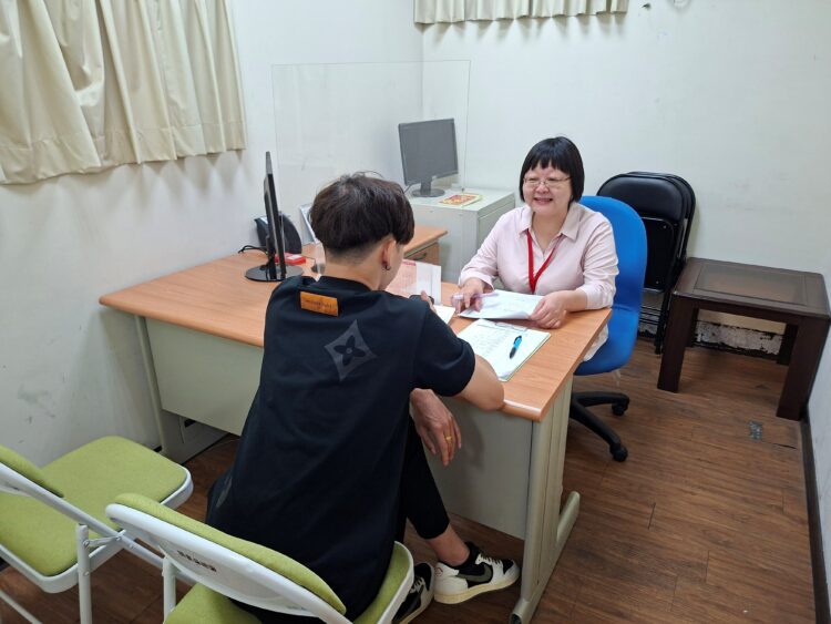 攜手地方法院-中市勞工局駐點助弱勢青年就業