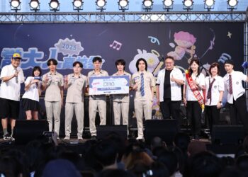 怕胖團、麋先生都來了！「當大人高校祭」移師台中-鄭副市長、新聞局長化身高中生重返青春記憶