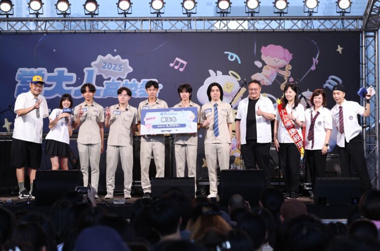 怕胖團、麋先生都來了！「當大人高校祭」移師台中-鄭副市長、新聞局長化身高中生重返青春記憶