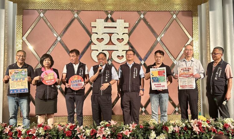 東南區里長聯誼深化合作交流-中市民政局長：辛勞可敬並預祝父親節快樂！