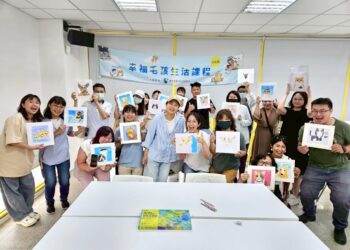 畫出毛孩的獨特模樣　台中動物之家蠟筆課程暖心開畫