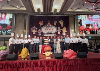 「菇筍聯姻慶周年」遇上中市「葡萄之王」-千人饗宴農業嘉年華熱鬧登場