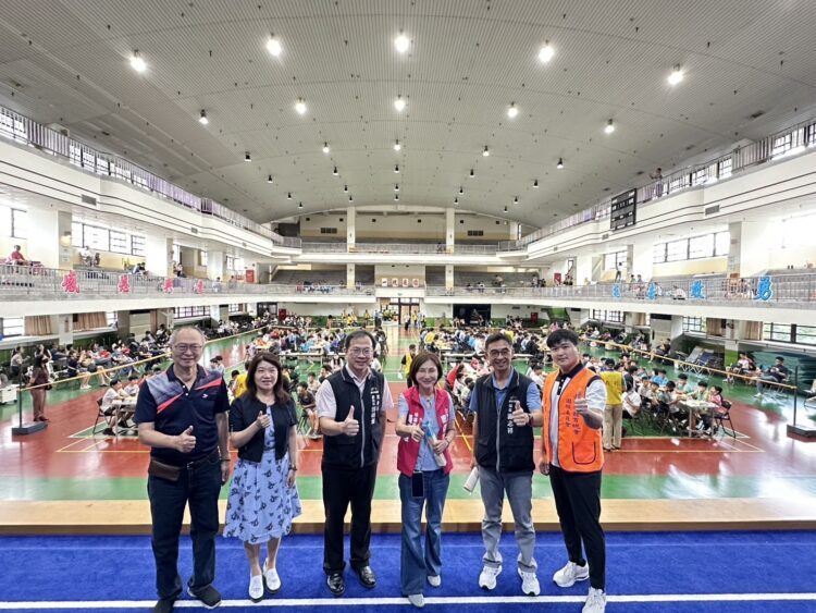 台中主委盃圍棋首次團體戰！-逾200名棋友組隊鬥智