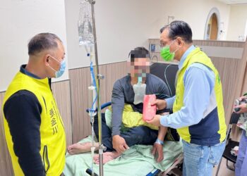 彰化市清晨發生住宅火警　市長林世賢探望傷者贈慰問金並協助善後