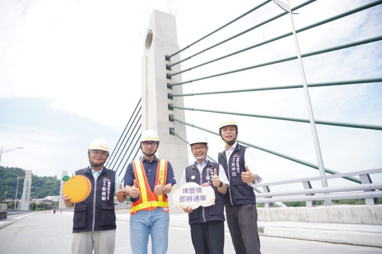歷經兩代情牽「東勢埤豐橋」終將完工！-埤頭里長感謝市府建設局圓父親遺願