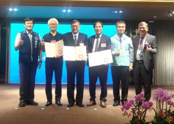 傳承中華醫道精神-中市府表揚資深中醫師長期奉獻