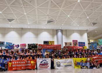 台中青少棒雙冠榮耀歸來　教育局接機賀凱旋