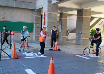 中市道安團隊實境體驗特訓-強化大學生騎車安全