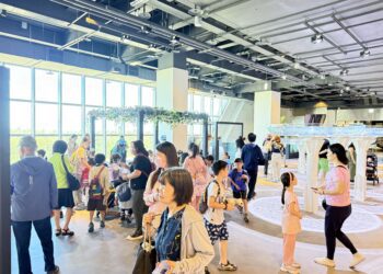 台中海洋館今日開館！民眾熱情湧入見證六大首創亮點