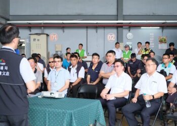 中市模擬電動公車防災演練-強化駕駛、乘客與消防應變能力