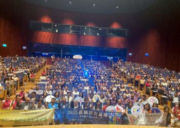 ai時代來臨!-中市親職教育論壇引導家長陪伴孩子迎向數位世代