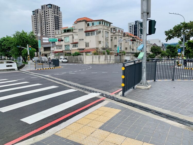 暢遊人本友善水岸新亮點!-台中北屯旱溪東岸2.3公里步道完工