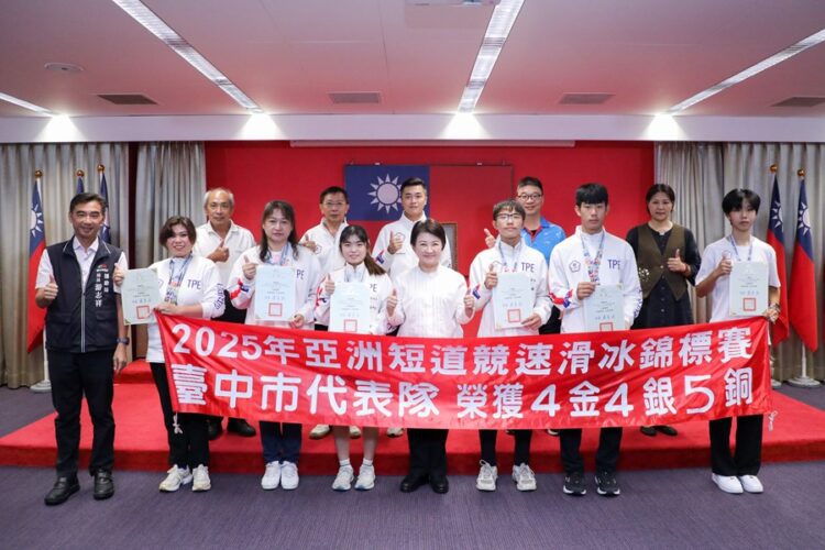 台中冰上奇蹟！6位好手橫掃亞洲短道競速滑冰錦標賽-奪13面獎牌